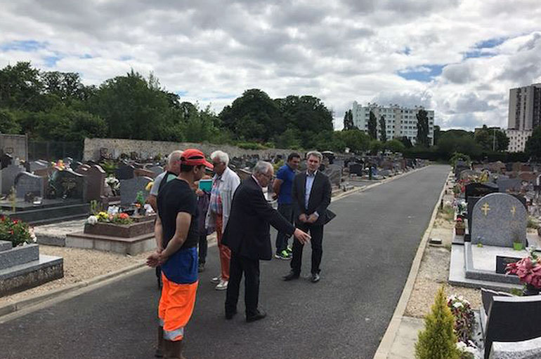 Actions d’amélioration de l’accueil des familles dans le cimetière municipal de Ris-Orangis