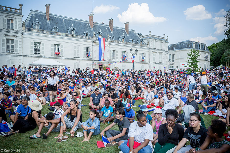 Finale de la Coupe du Monde: Plus de 1500 fans réunis à Ris-Orangis